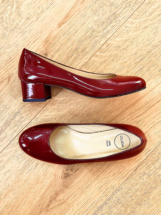 BURGUNDY PATENT LEATHER TAYLOR