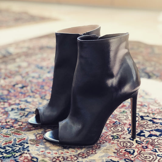 PARIS BLACK LEATHER