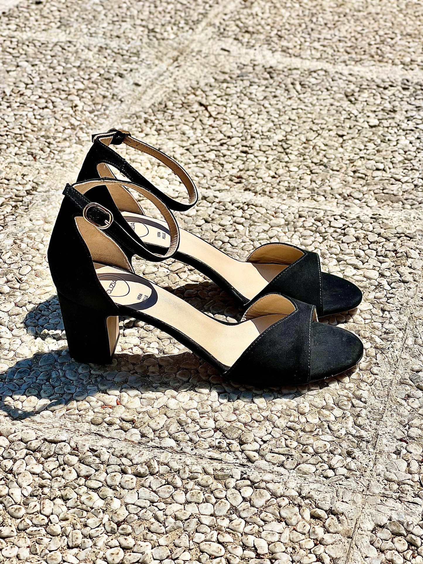 SCARLETT SUEDE BLACK