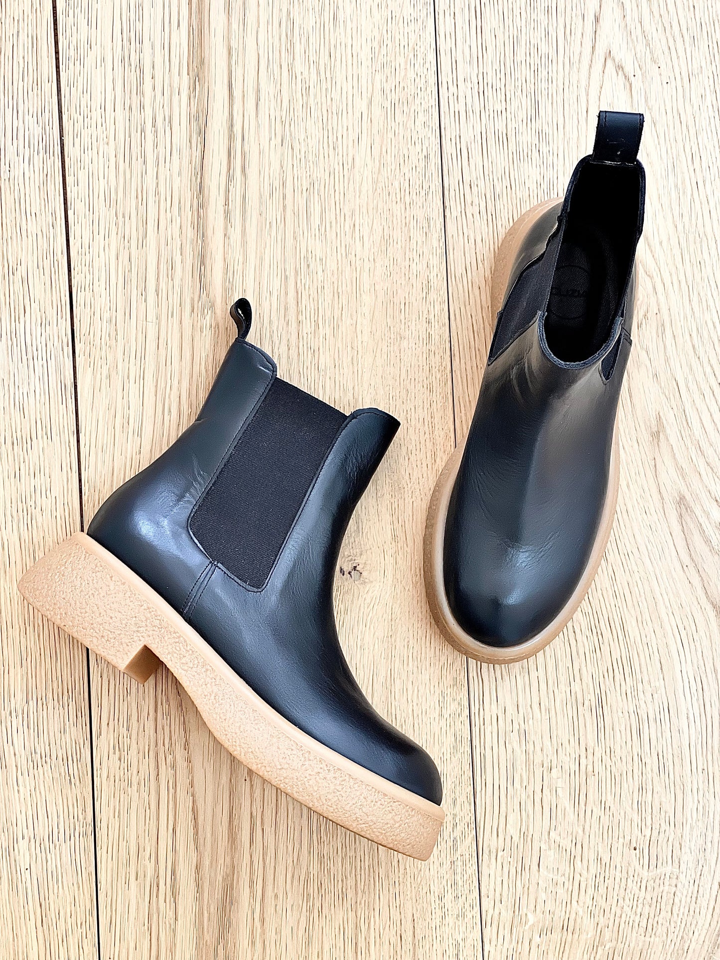 NIZZA LEATHER BLACK