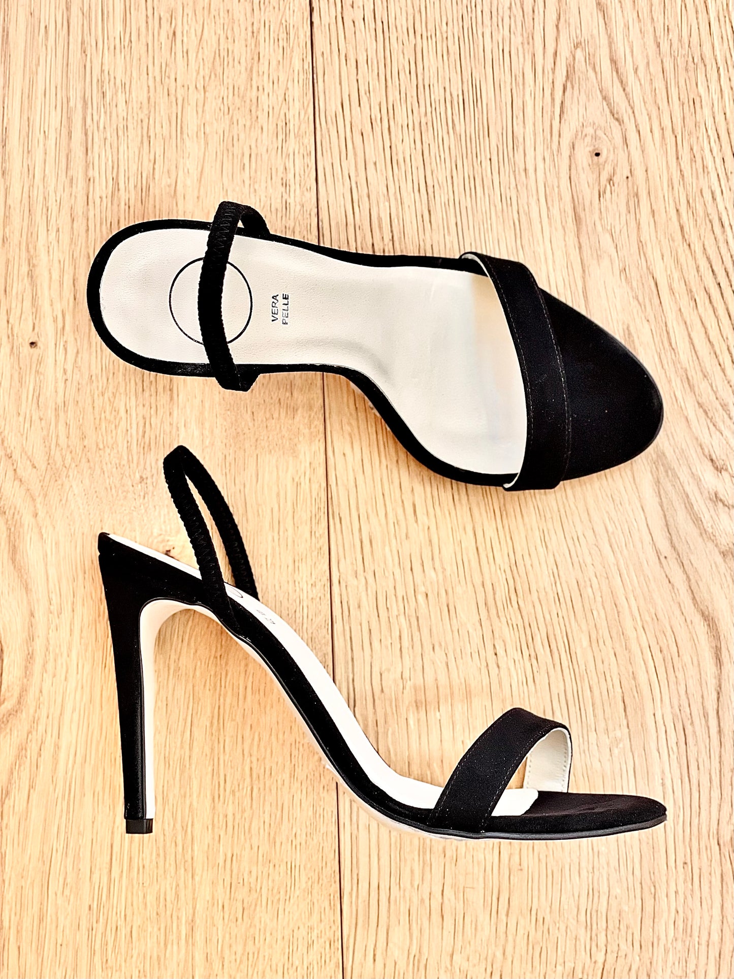 BLACK SUEDE SHIVA