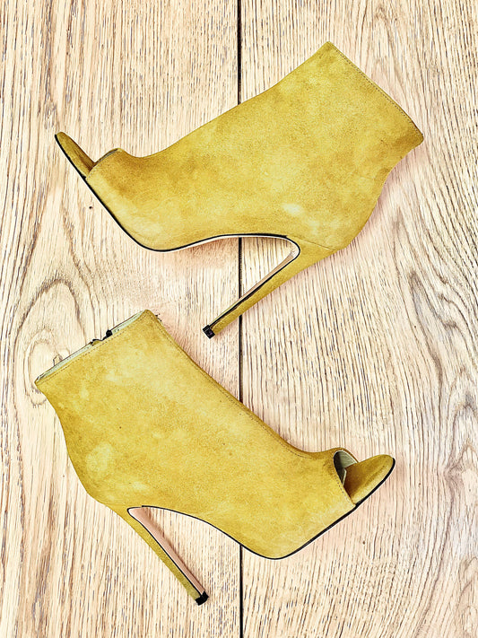 PARIS YELLOW SUEDE