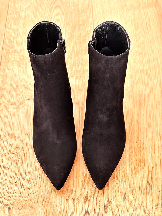 BLACK SUEDE KAORI