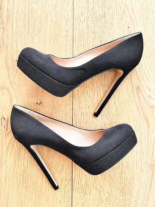 EVEN BLACK GLITTER