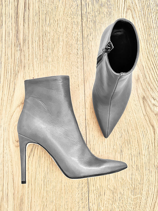 BORN GRAY LEATHER