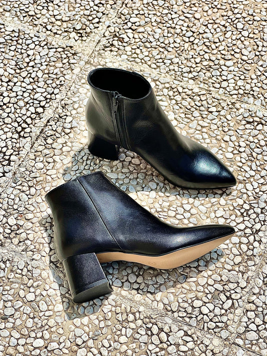 RIO BLACK LEATHER