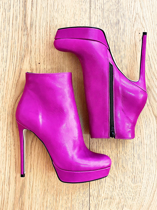 LOREN FUCHSIA LEATHER