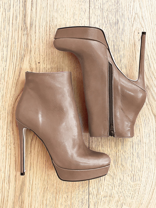 LOREN TAUPE LEATHER