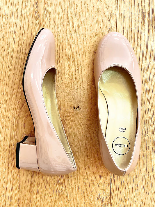 TAYLOR PATENT NUDE