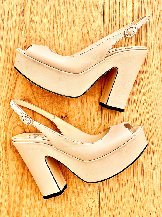 HELLEN BEIGE LEATHER