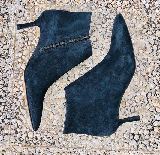 TITTY BLUE SUEDE