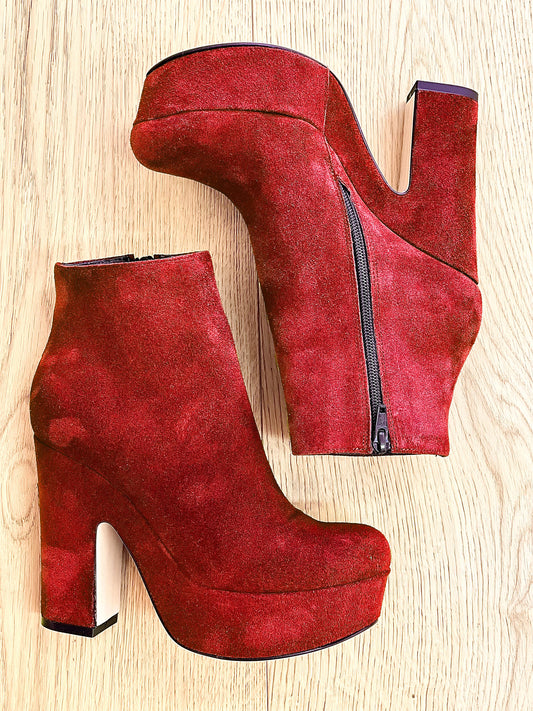 TURAN RED SUEDE