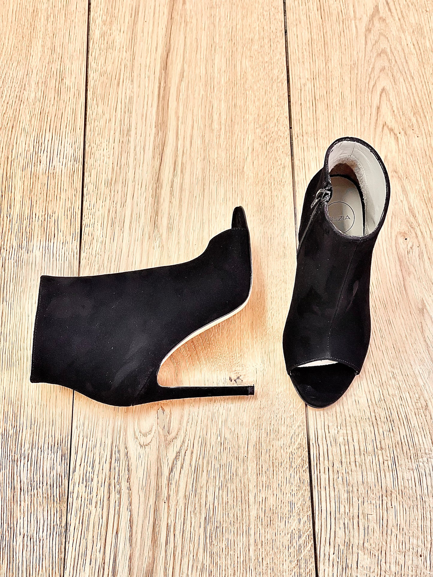 PARIS BLACK SUEDE