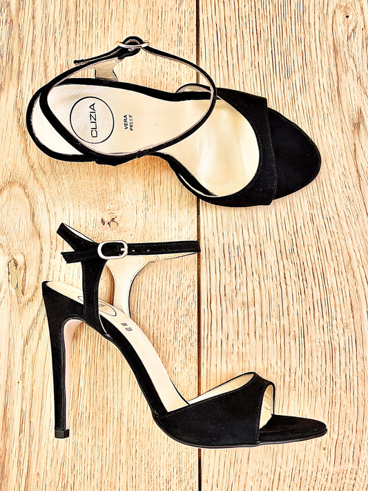 JODIE BLACK SUEDE