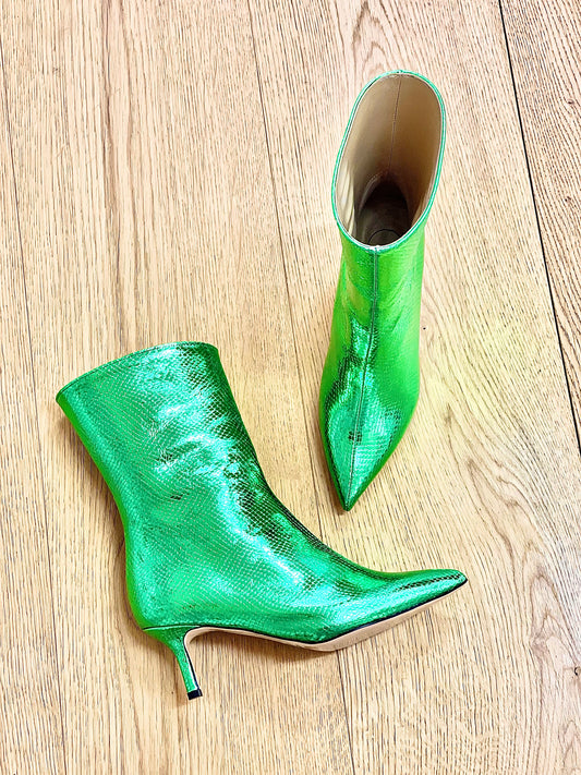 GREEN MERLIN