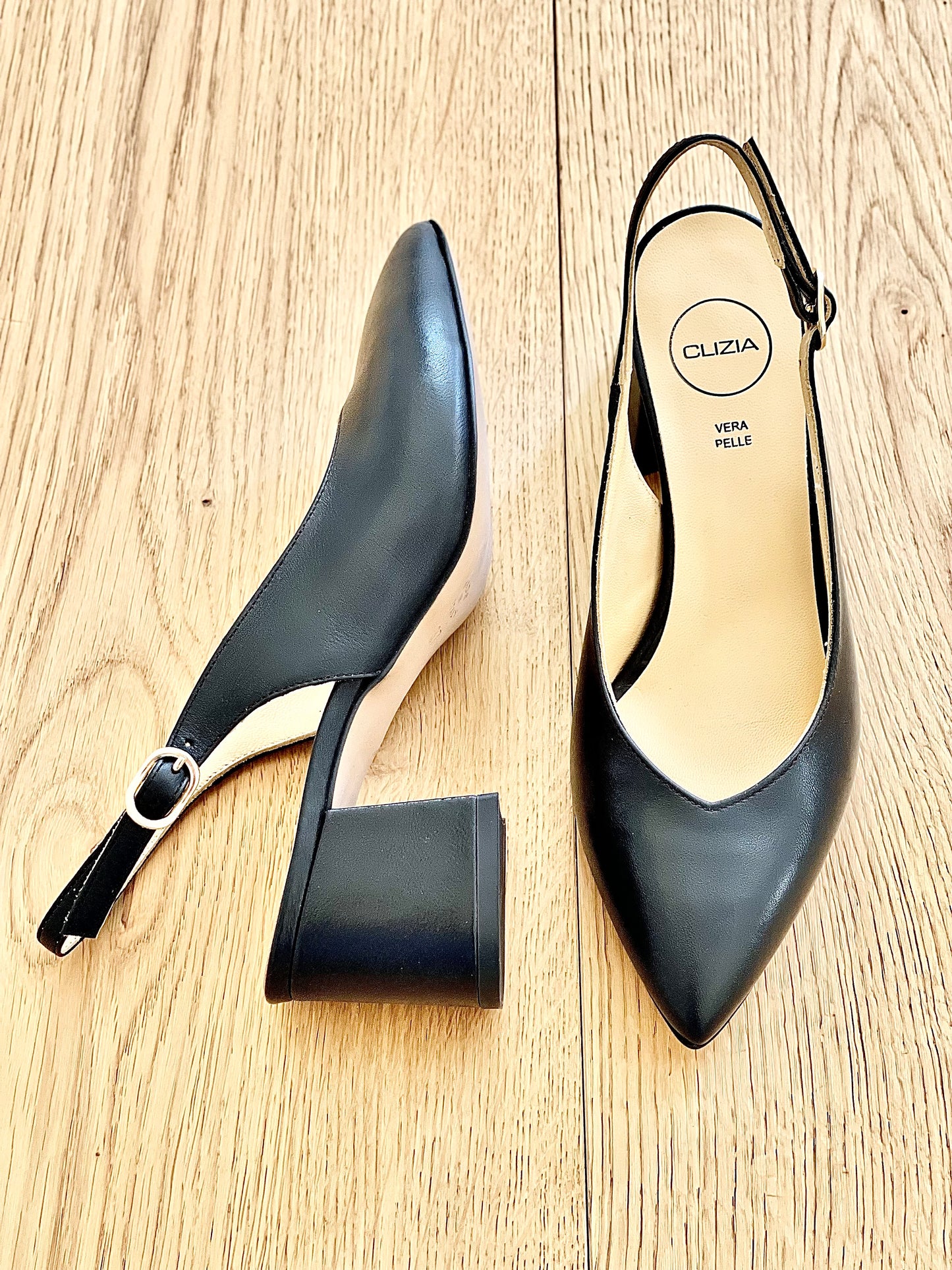 OLGA LEATHER BLACK