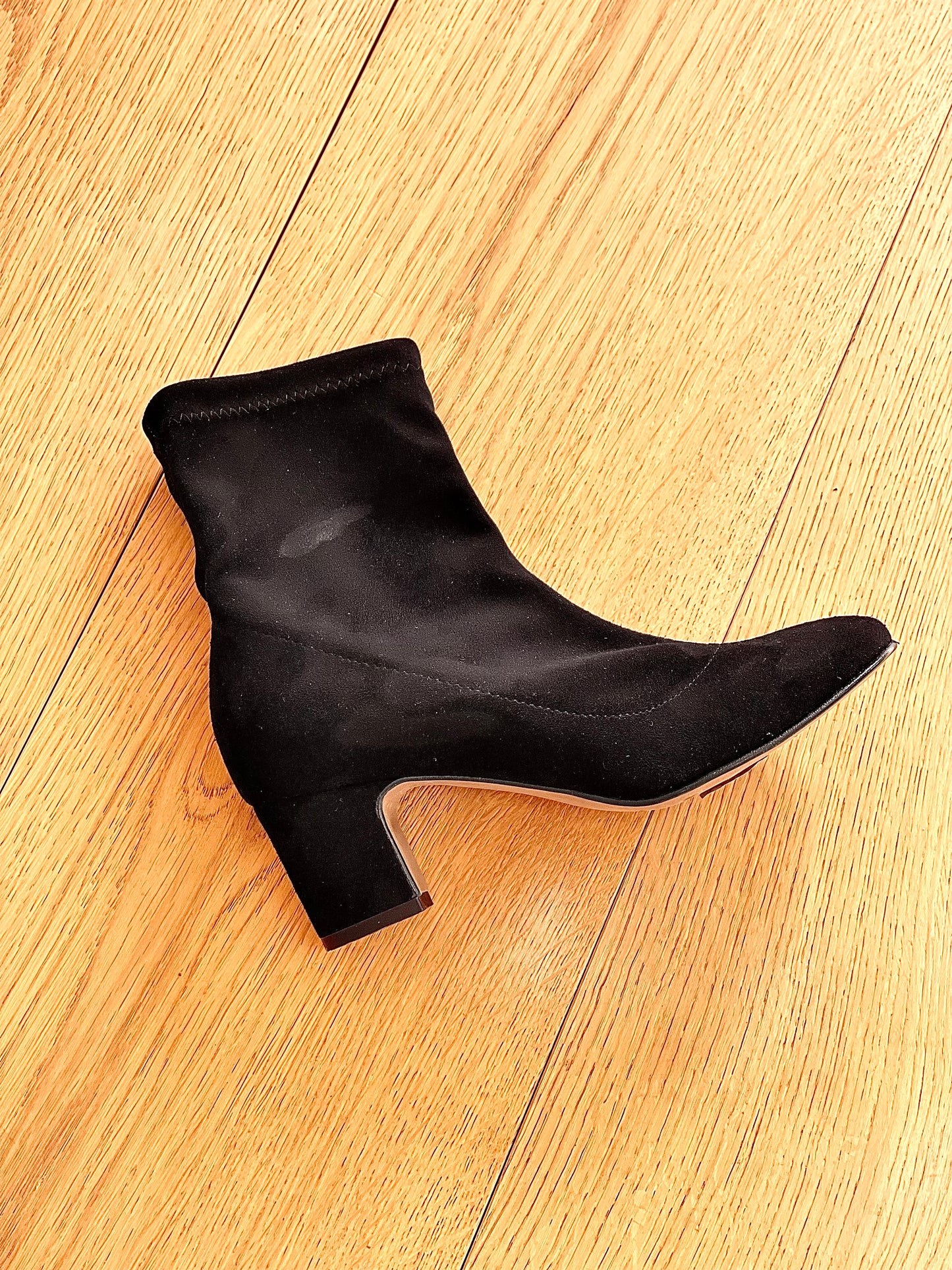 GENERATION BLACK SUEDE