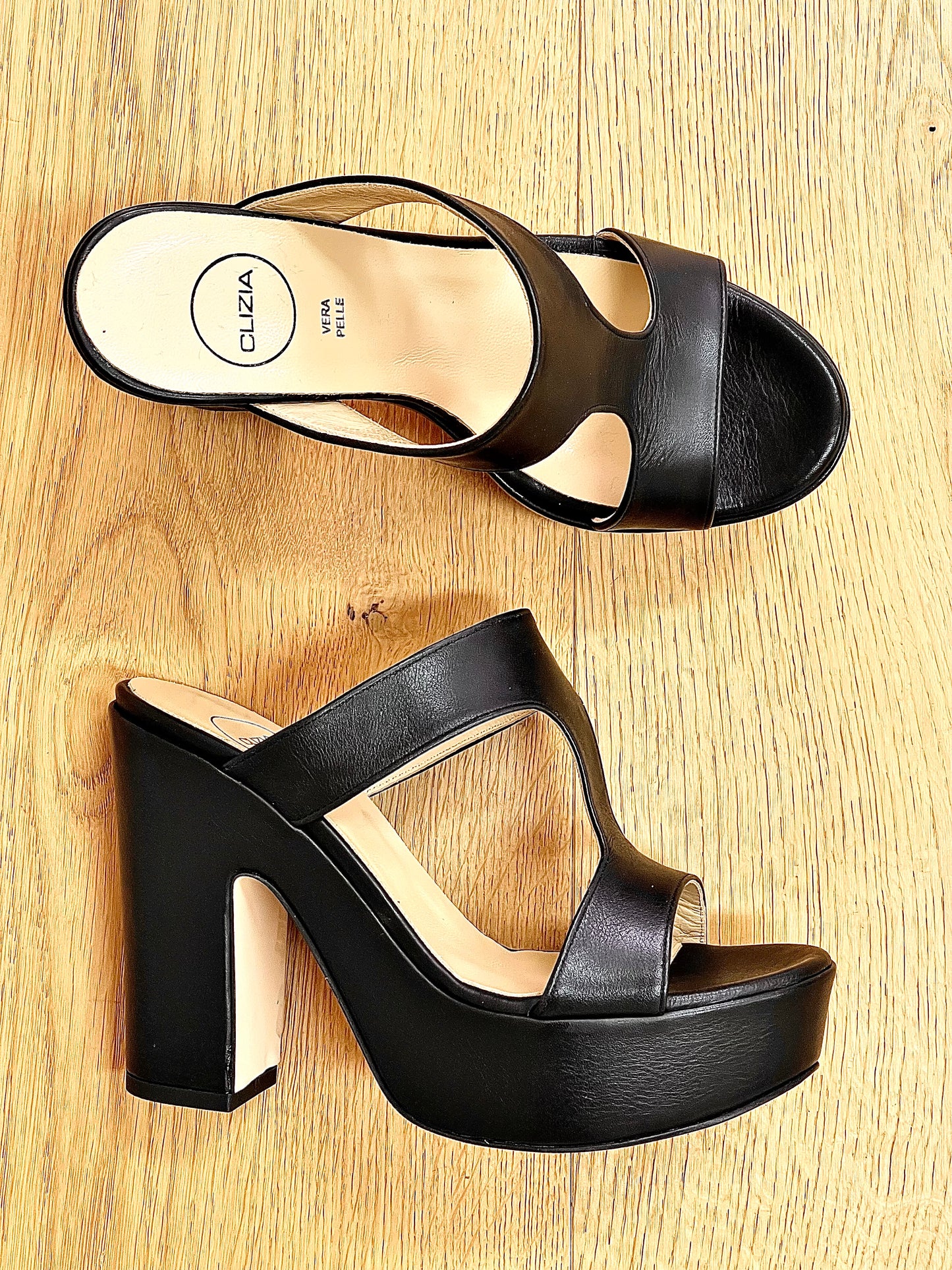 SABRINA LEATHER BLACK