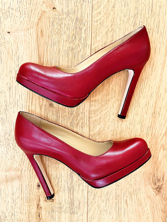 ANNA BURGUNDY LEATHER
