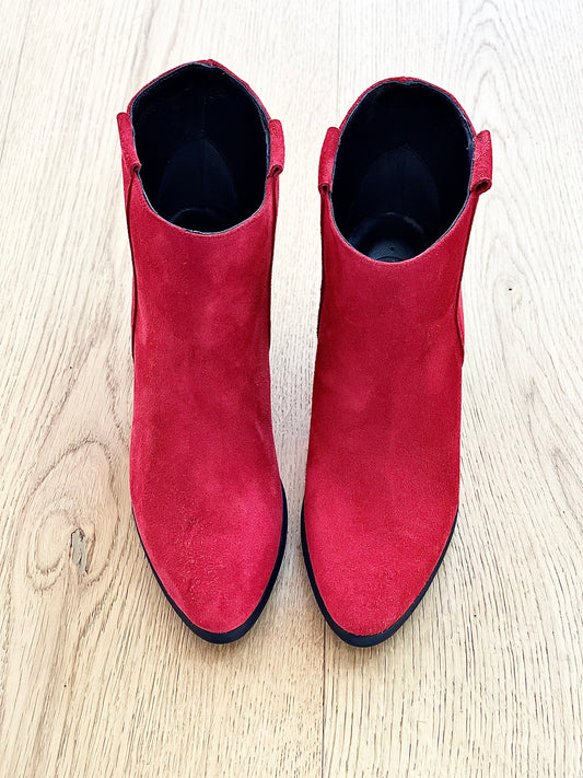 RED SUEDE TESSA