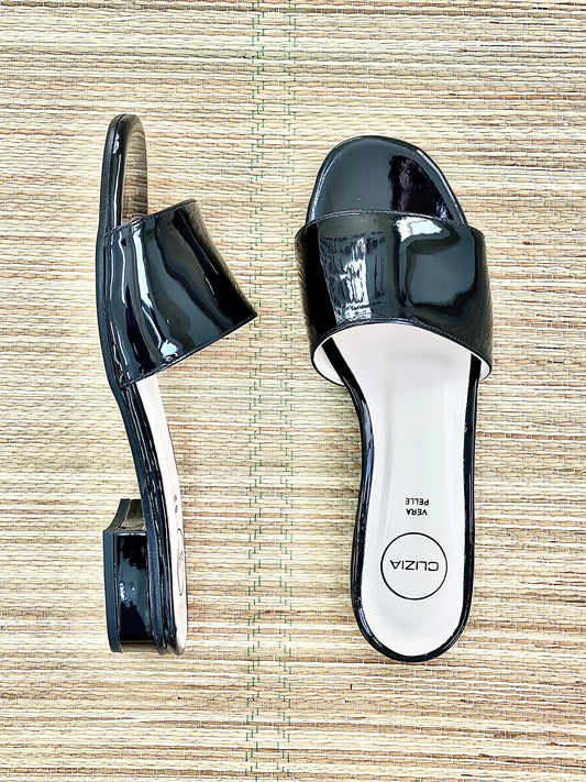 MANHATTAN BLACK PATENT LEATHER
