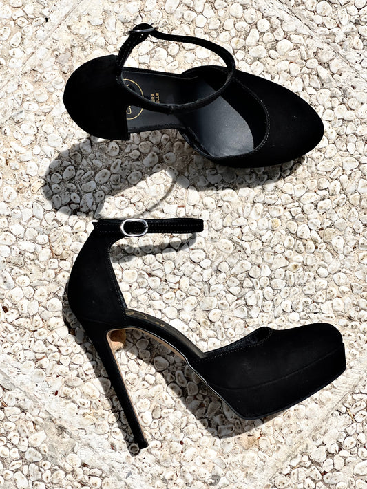 BLACK SUEDE ZELDA