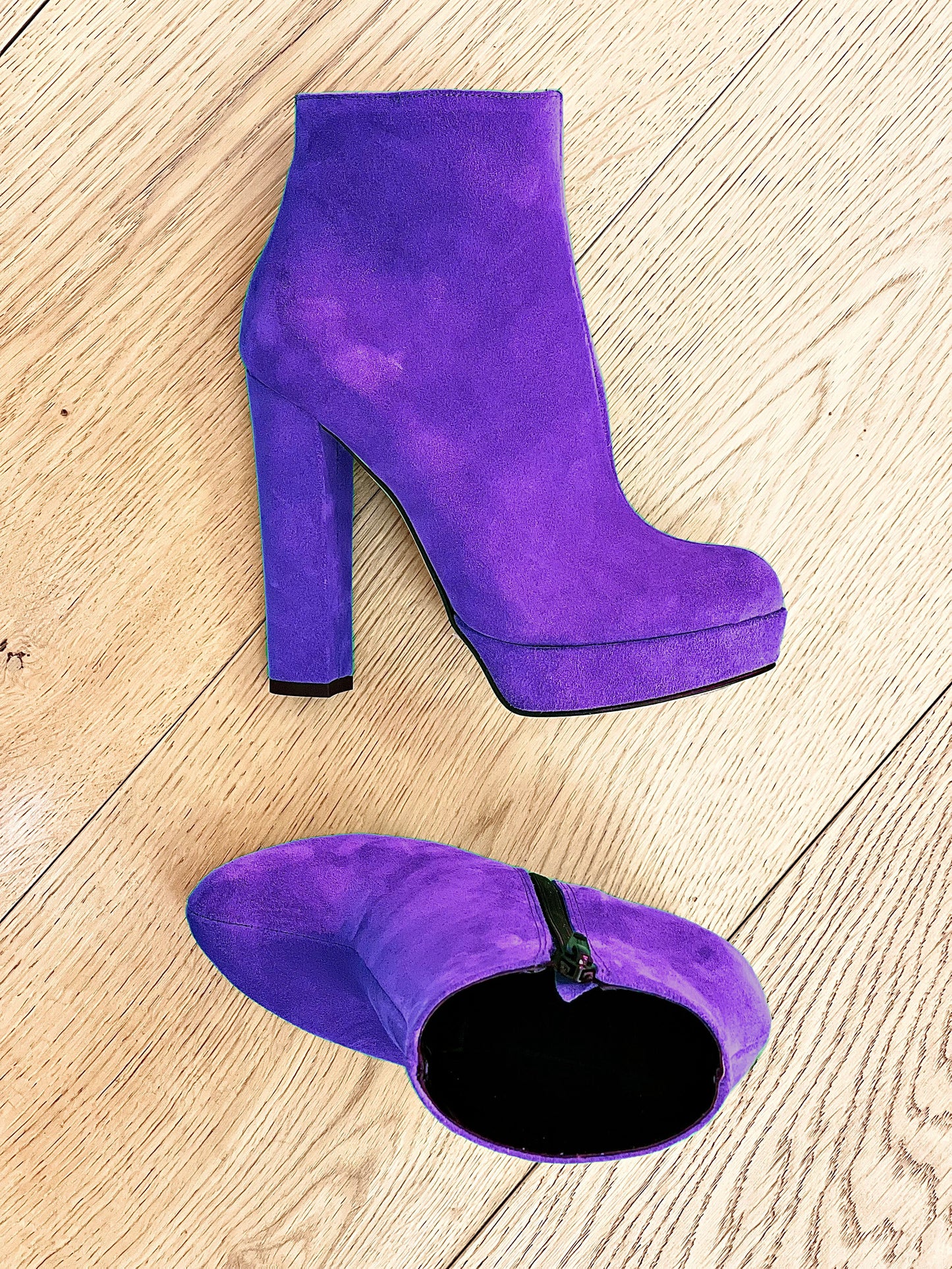 PURPLE SUEDE BOB