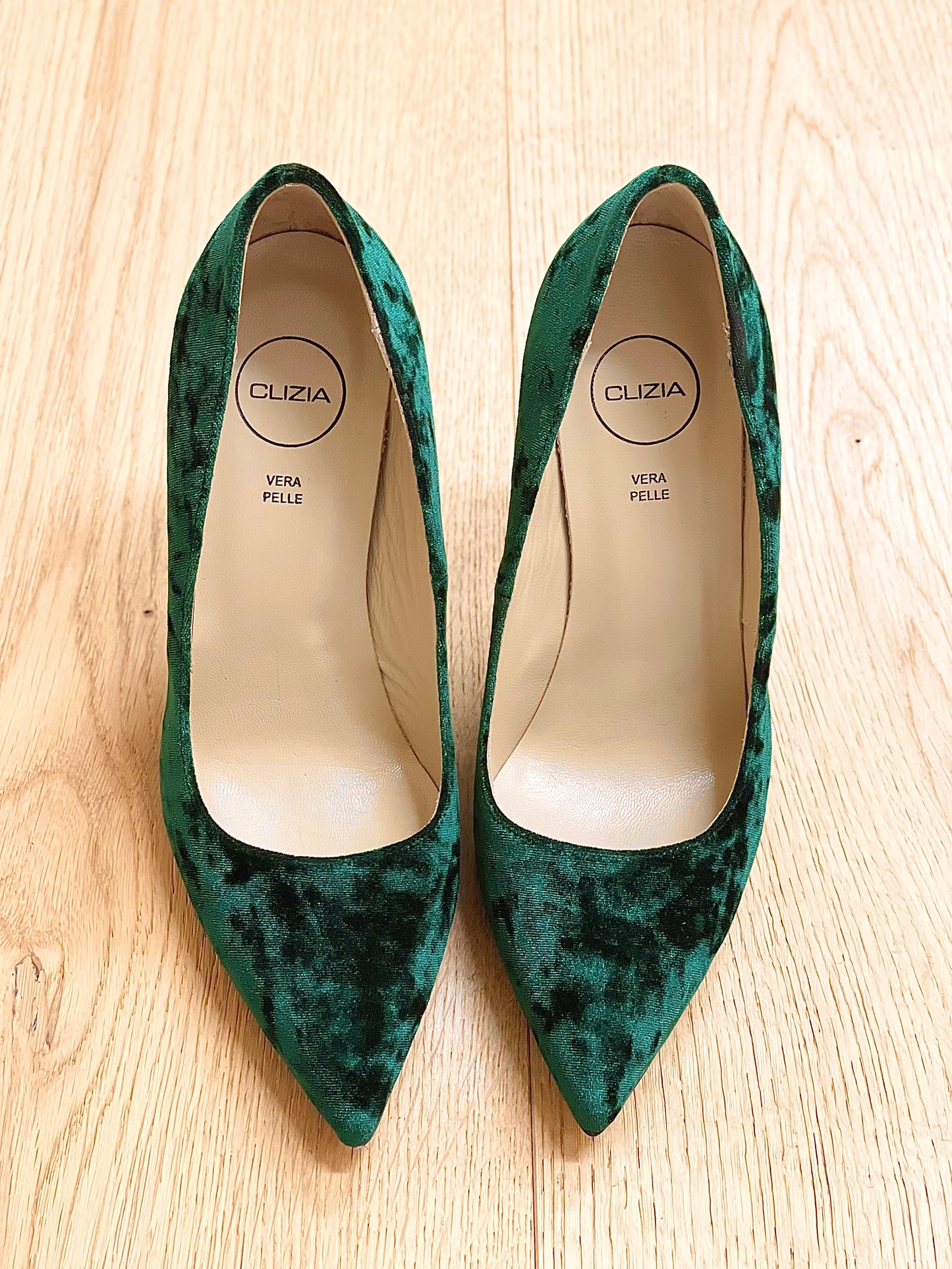 NOE GREEN VELVET
