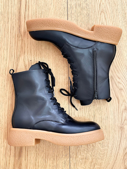 BIX BLACK LEATHER