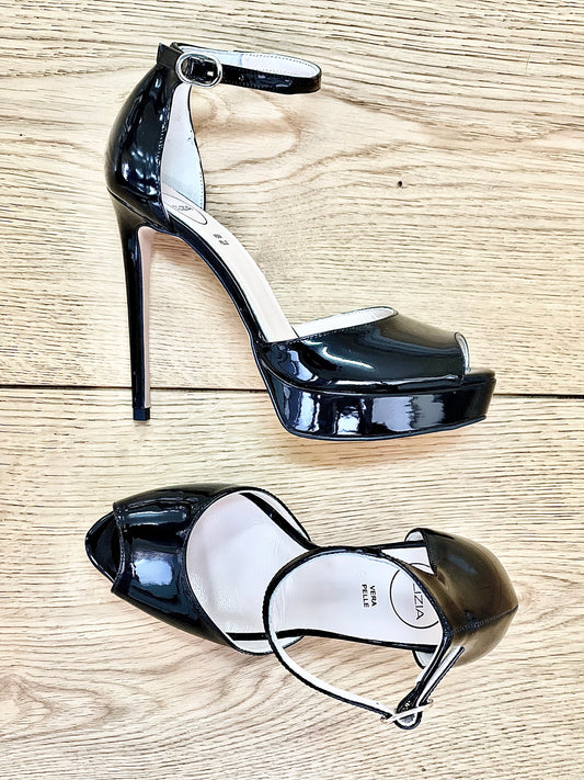HALLE BLACK PATENT LEATHER