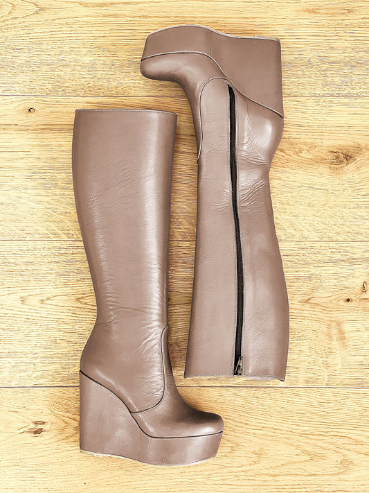 TAUPE LEATHER SAM
