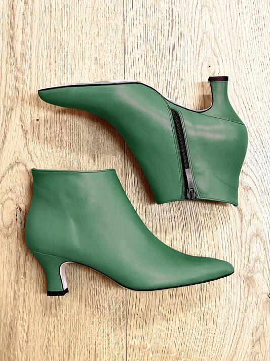 NICK GREEN LEATHER