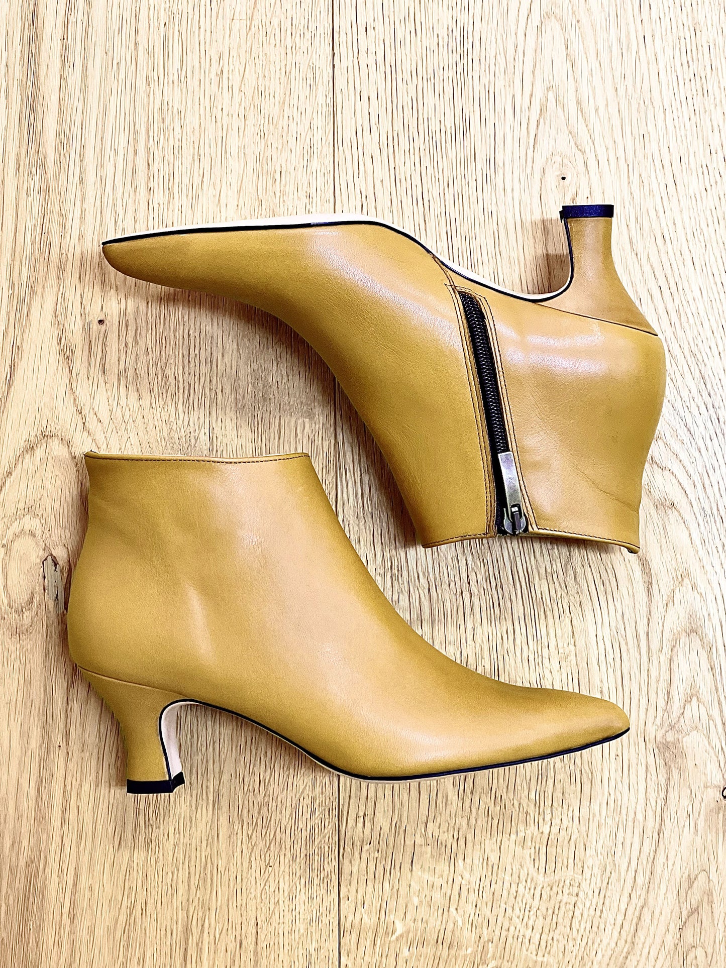 NICK YELLOW LEATHER