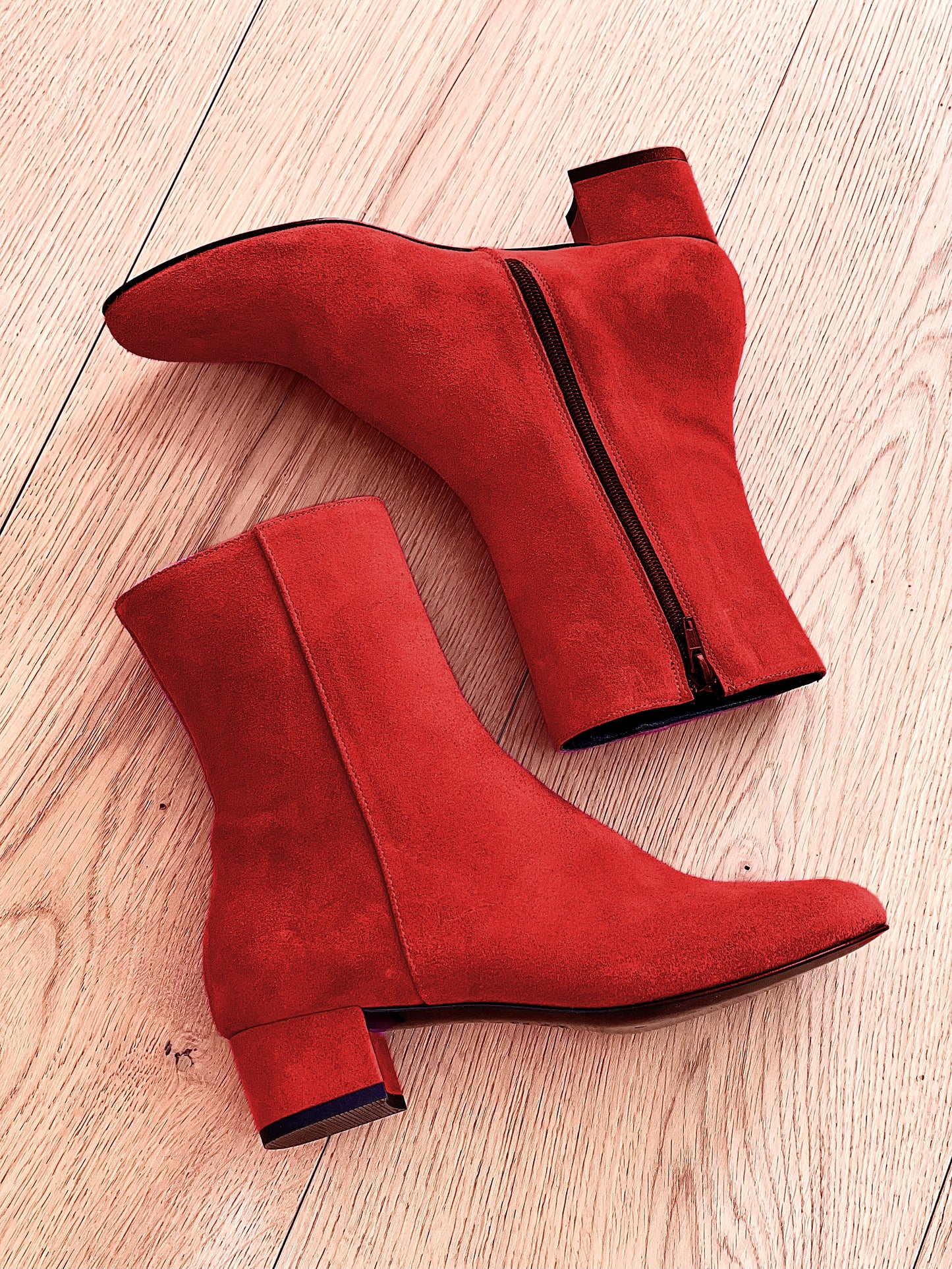 MAXIM RED SUEDE