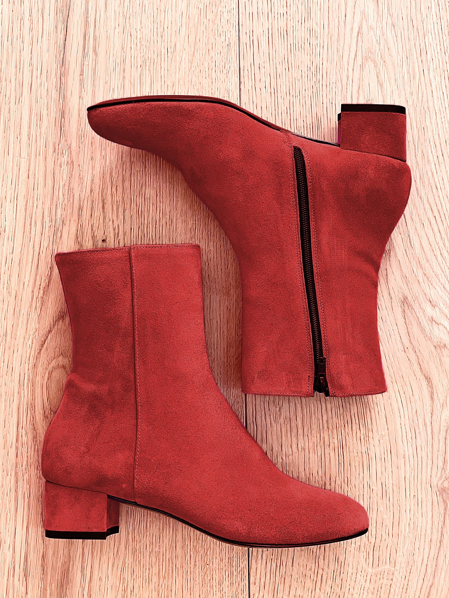 MAXIM RED SUEDE