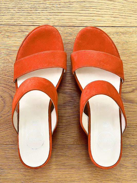 ORANGE SUEDE GAL
