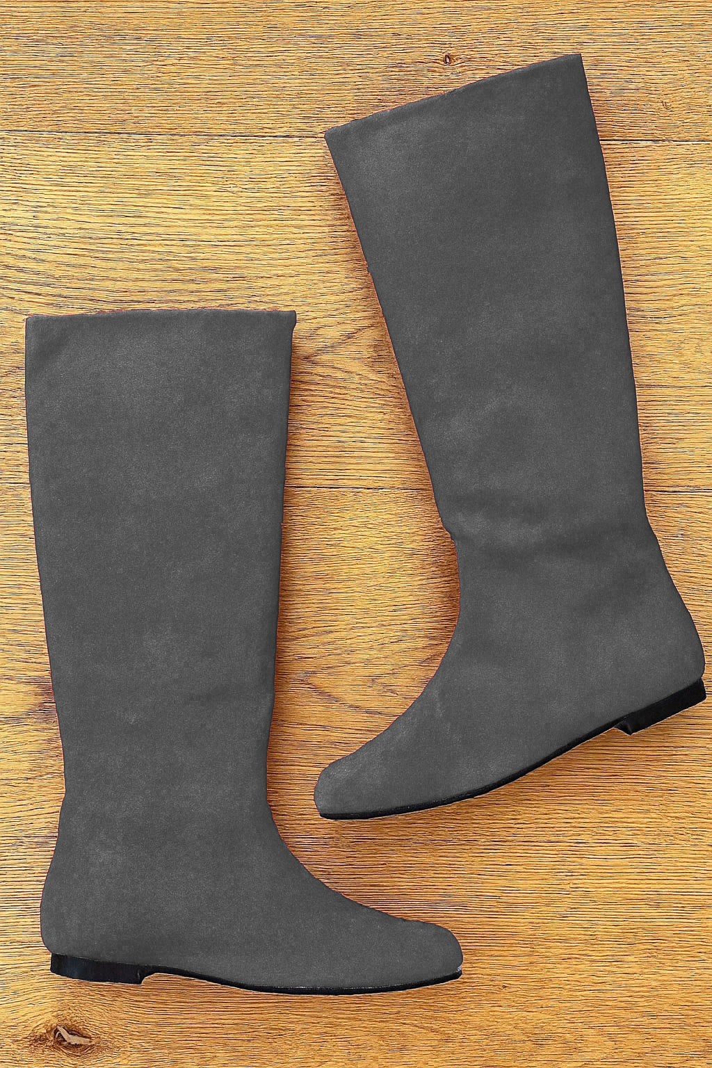 CINDY CAMOSCIO GRIS