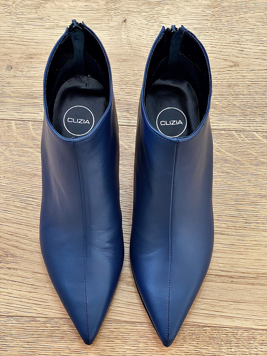 BRODY CUERO AZUL