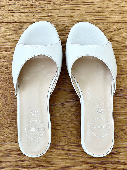 VENUS CUERO BLANCO