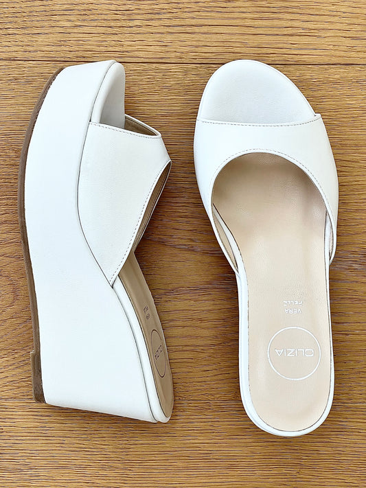 VENUS CUERO BLANCO