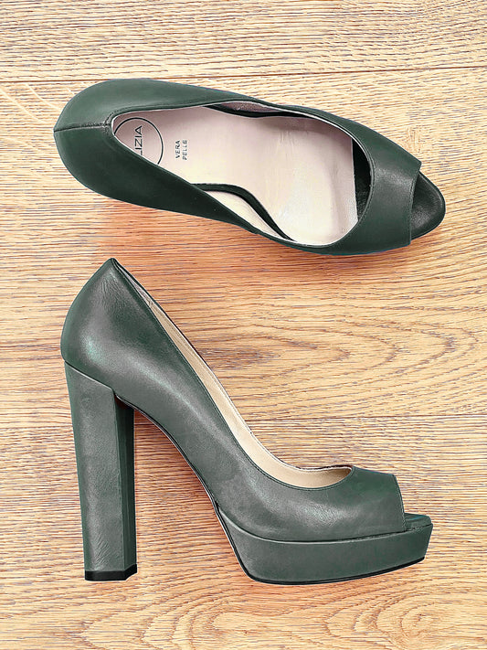 BETA CUERO GRIS