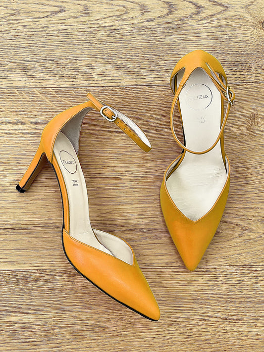 ADA CUERO AMARILLO