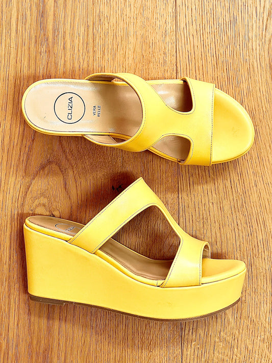 EVA CUERO AMARILLO