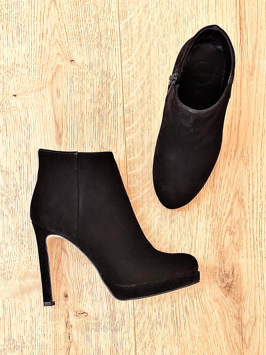 JIM BLACK SUEDE