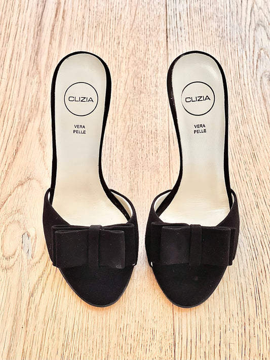 LIZ BLACK SUEDE