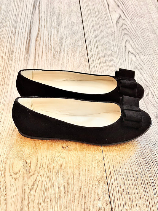 KENDRA BLACK SUEDE