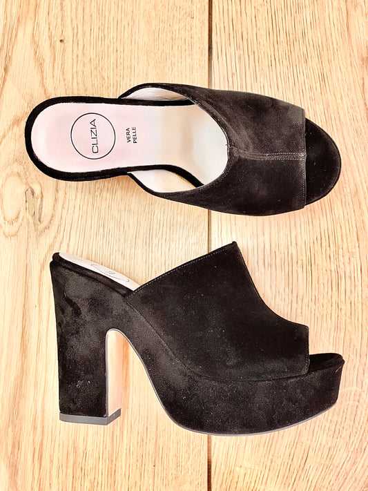 BANGKOK BLACK SUEDE