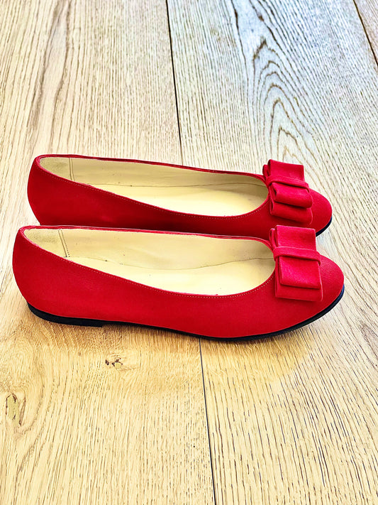 KENDRA GAMUZA ROJA