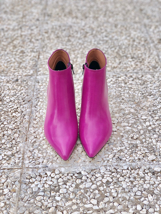 CUERO PARA TETAS FUCSIA