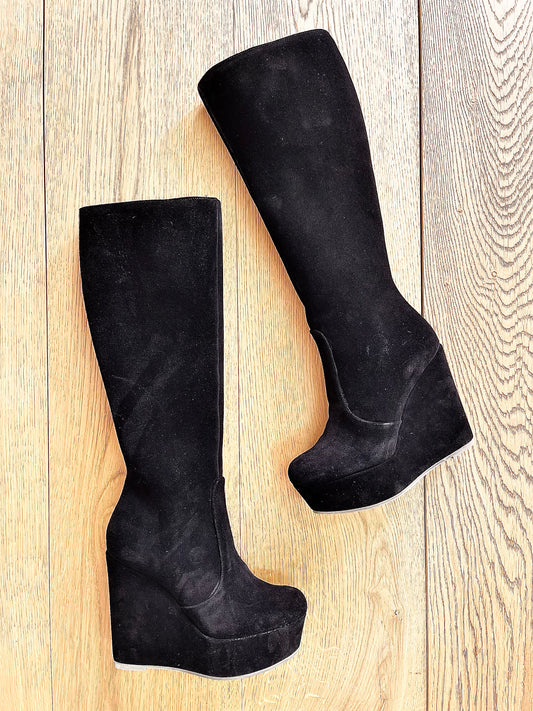 SAM BLACK SUEDE